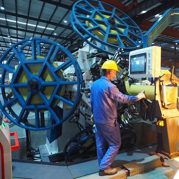 Μεταλλική γραμμή 3000 εξώθησης σωλήνων RTP υψηλή πίεση PSI χερσαία κουλουριάζω για το πετρέλαιο/το αέριο